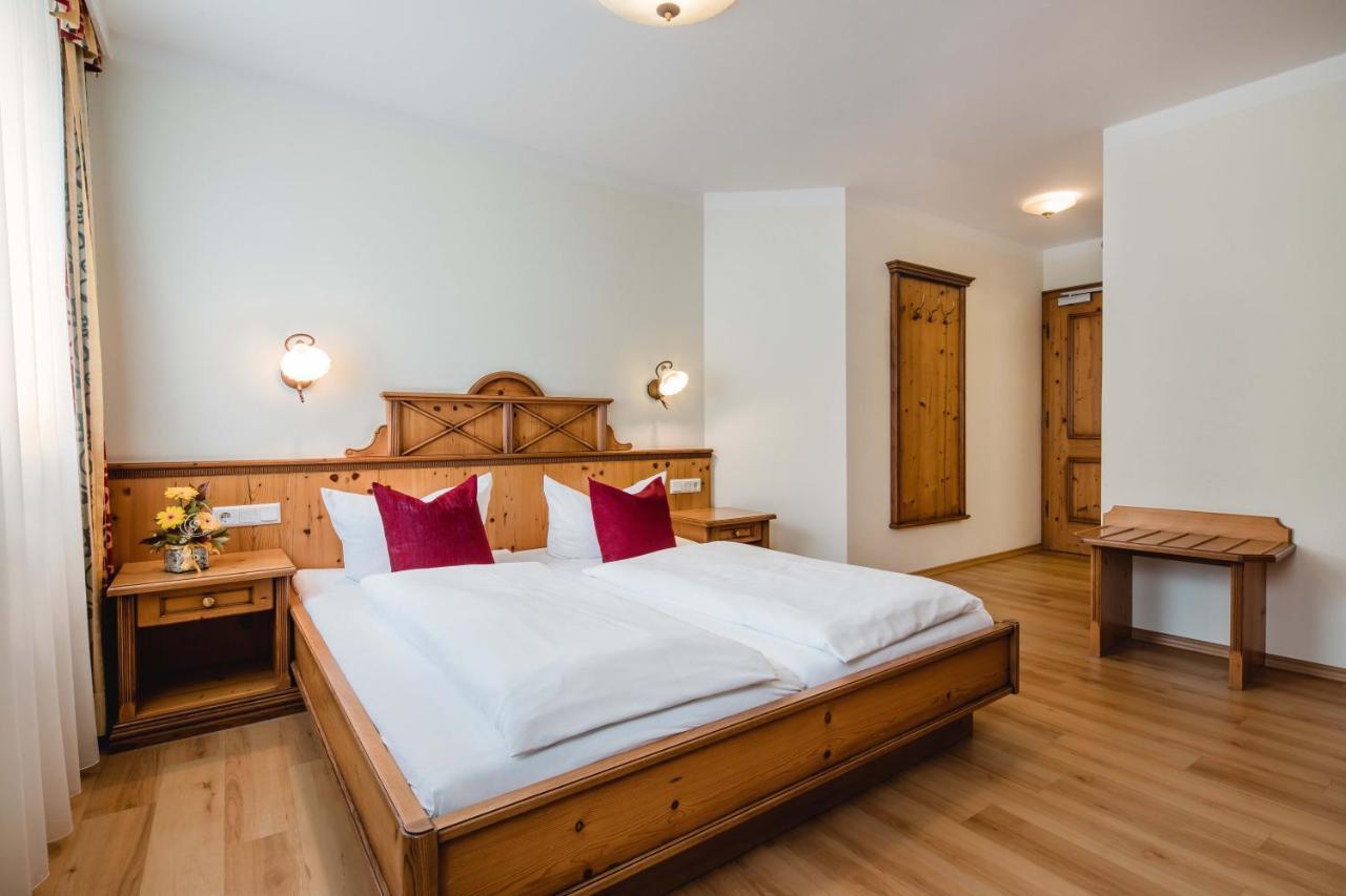 Bayrischer Löwe Hotel Osterhofen