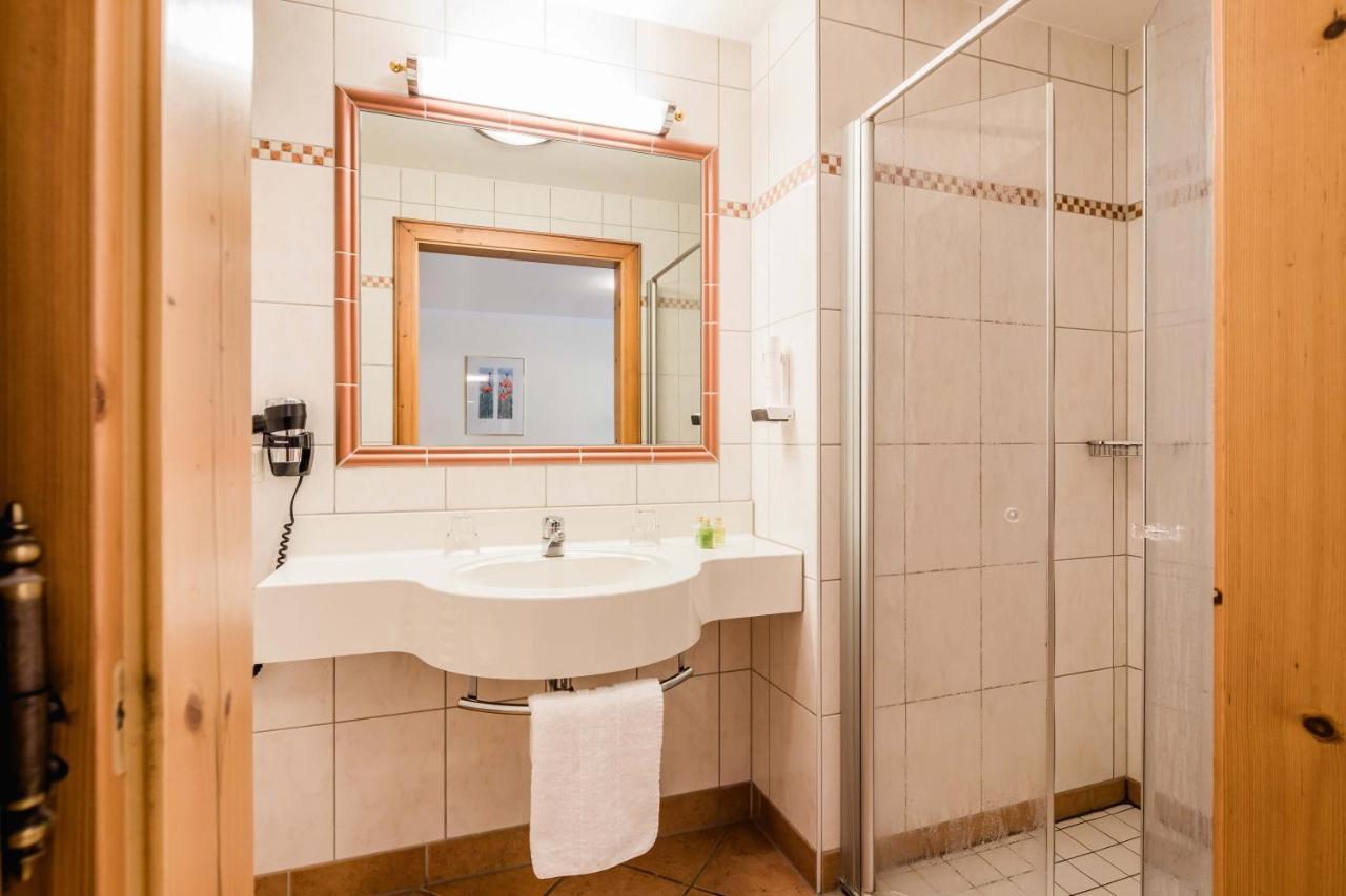 Bayrischer Loewe Hotel