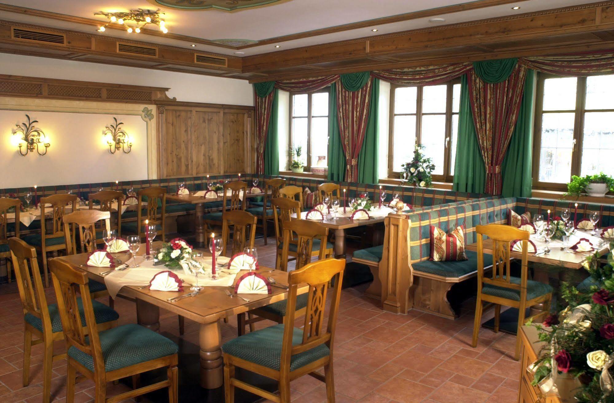 Bayrischer Loewe Hotel Osterhofen